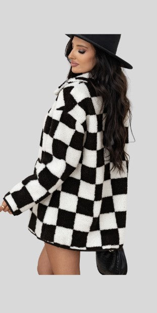 Off-White and Black**Checkered Side Pockets Collared Buttoned Fleece Jacket