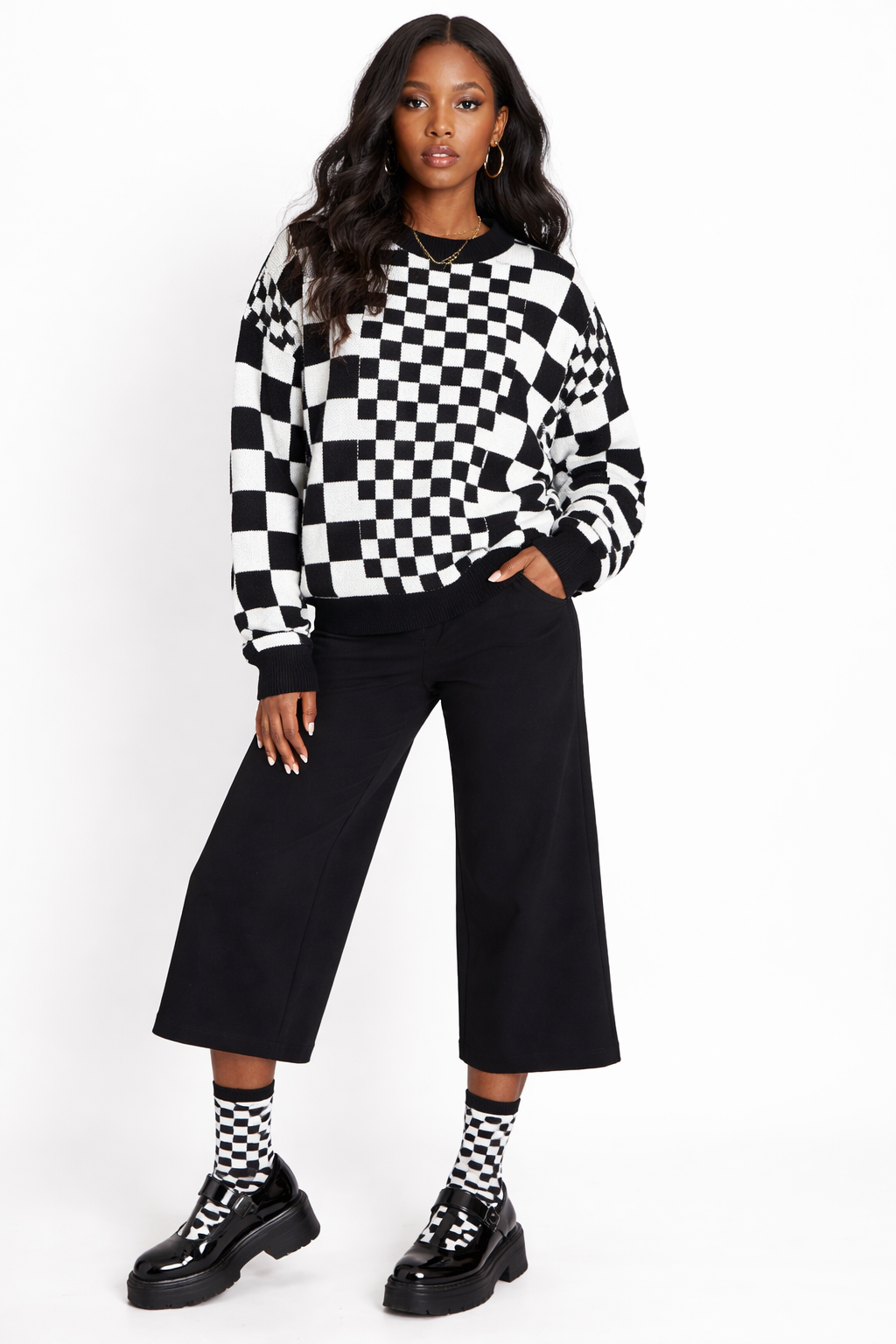 Black Checkered Print Drop Shoulder Round Neck Sweater