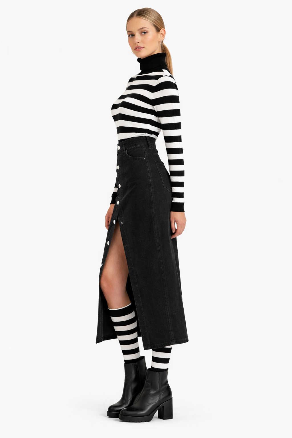 Black & White Stripe Knit Top